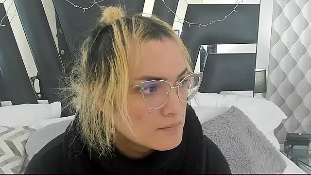 katya kozlov online show from February 2025 02:50:01 AM