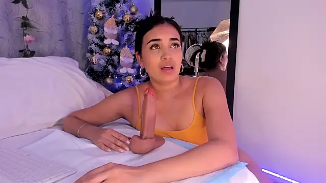 Snapshot of aisha_es chatting on December 2024 05:30:02 PM aisha es online show from December 2024 05:30:02 PM