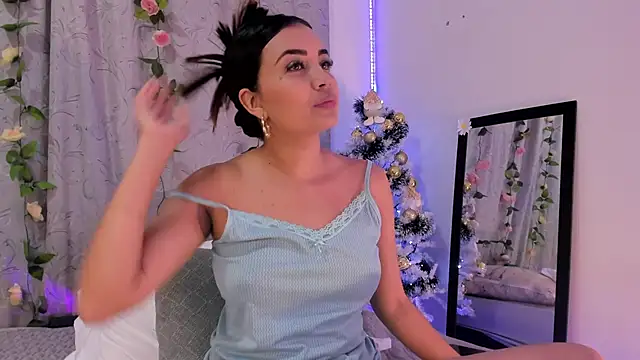 Snapshot of aisha_es chatting on December 2024 12:12:01 PM aisha es online show from December 2024 12:12:01 PM