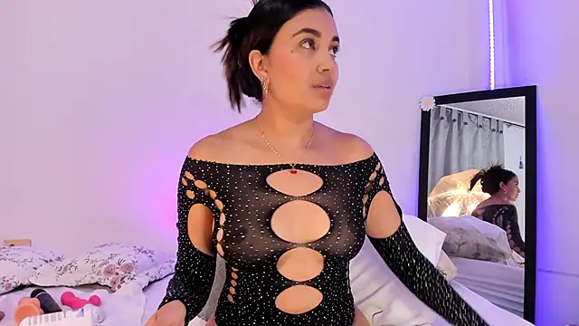 Snapshot of aisha_es chatting on January 2025 02:43:01 PM aisha es online show from January 2025 02:43:01 PM