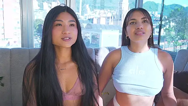 Snapshot of aisha_es chatting on September 2025 09:03:02 PM aisha es online show from September 2025 09:03:02 PM