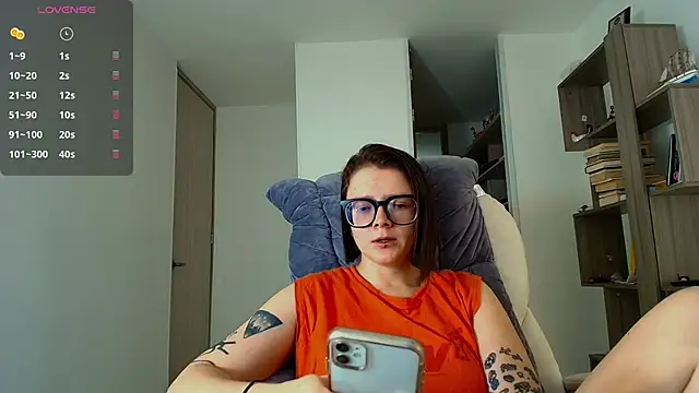 Arya starrk online show from October 2025 02:28:01 PM