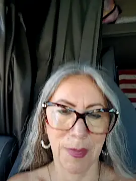 EvaRobinson online show from March 2025 08:08:02 PM