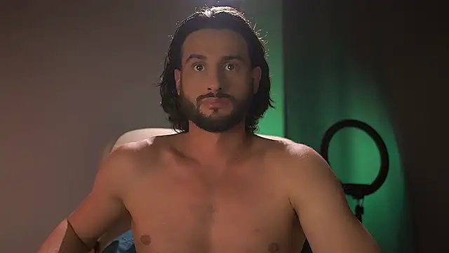 Keen   Luckystrike online show from October 2025 01:41:01 PM