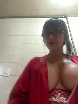 kelly dirty  online show from February 2025 11:44:02 PM