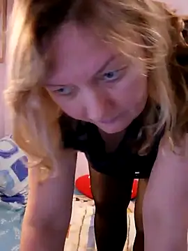Snapshot of Lusi-777 chatting on December 2024 10:12:01 PM Lusi-777 online show from December 2024 10:12:01 PM