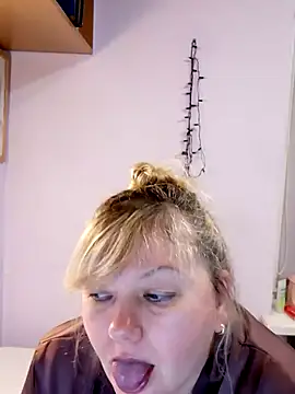 Snapshot of Lusi-777 chatting on March 2025 07:55:02 PM Lusi-777 online show from March 2025 07:55:02 PM