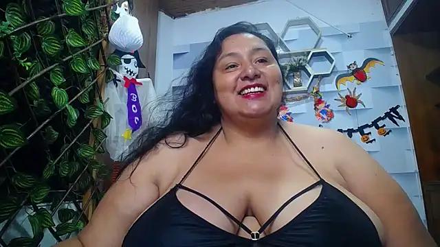 TistMature online show from October 2025 01:18:01 PM