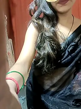 SHANAYA94 online show from February 2026 07:04:02 PM