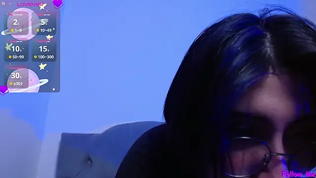 Red-moon1 online show from December 2024 02:49:01 PM