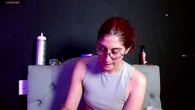 Red-moon1 online show from January 2026 06:50:02 AM