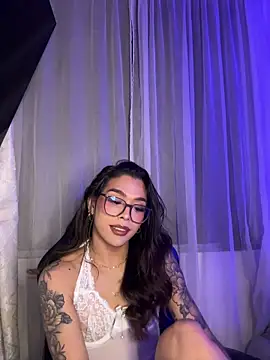 Samantha Bernardo online show from March 2026 03:50:01 AM