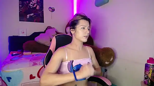 yuliana 19 online show from December 2025 12:11:02 PM