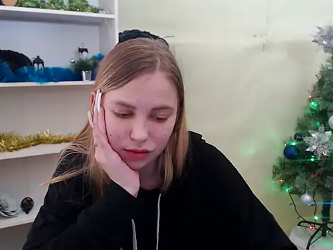 Snapshot of klerkarina chatting on December 2024 09:11:02 AM klerkarina online show from December 2024 09:11:02 AM