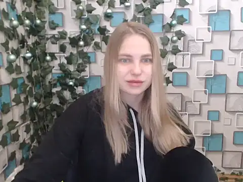Snapshot of klerkarina chatting on January 2025 05:42:02 AM klerkarina online show from January 2025 05:42:02 AM