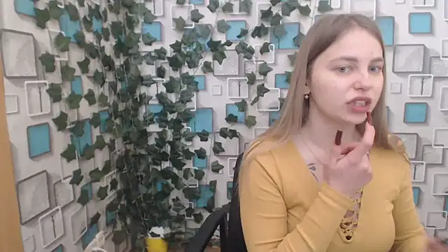 Snapshot of klerkarina chatting on March 2025 06:54:02 AM klerkarina online show from March 2025 06:54:02 AM