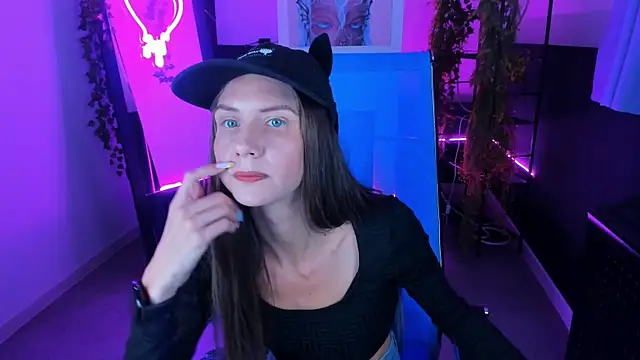 GrayceWild online show from September 2025 11:43:01 AM