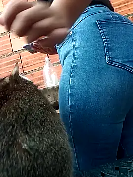 Snapshot of ValeriaSantos- chatting on February 2025 12:05:02 PM ValeriaSantos- online show from February 2025 12:05:02 PM