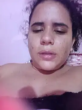 Snapshot of ValeriaSantos- chatting on February 2025 03:38:02 PM ValeriaSantos- online show from February 2025 03:38:02 PM