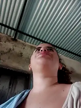 Snapshot of ValeriaSantos- chatting on March 2025 11:25:01 PM ValeriaSantos- online show from March 2025 11:25:01 PM