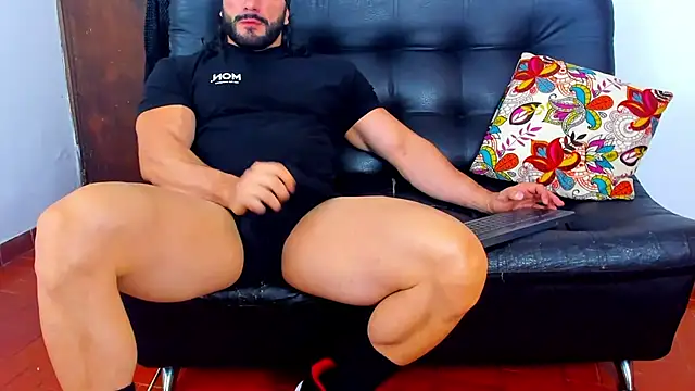 AlfredWalker online show from January 2025 10:19:01 PM