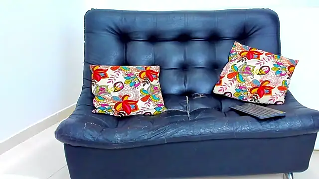 AlfredWalker online show from October 2025 12:58:01 PM