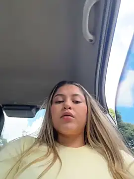 lunablossom  online show from March 2026 07:39:01 PM