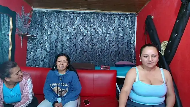 lesbiancuple online show from February 2025 12:43:02 AM