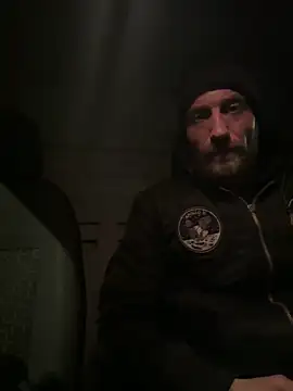 Snapshot of Toyboy471 chatting on January 2025 06:52:01 PM Toyboy471 online show from January 2025 06:52:01 PM