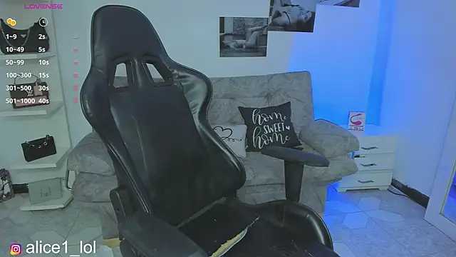 candy alicee online show from December 2025 11:30:02 AM