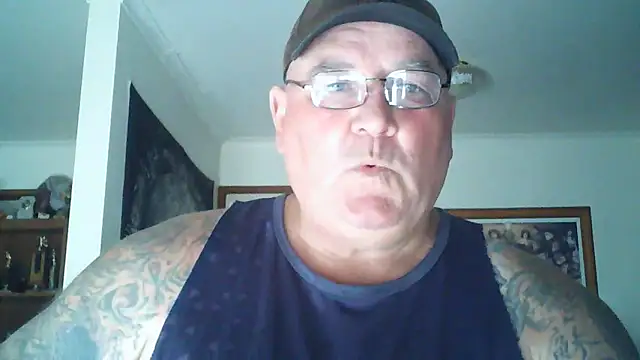 Snapshot of HOTANAL chatting on January 2025 07:00:02 AM HOTANAL online show from January 2025 07:00:02 AM