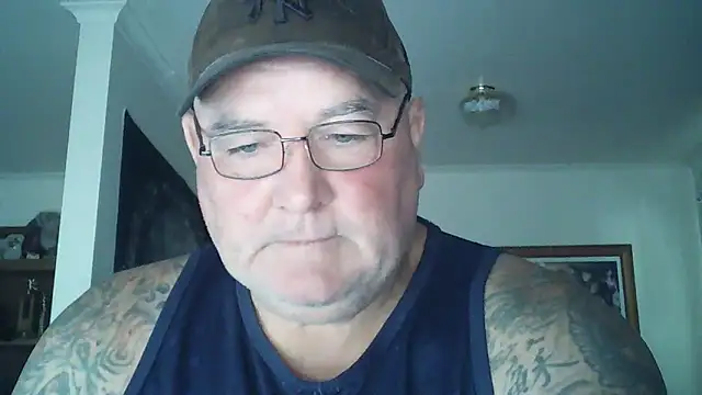 Snapshot of HOTANAL chatting on January 2025 01:16:01 AM HOTANAL online show from January 2025 01:16:01 AM