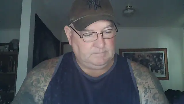 Snapshot of HOTANAL chatting on February 2025 01:30:02 AM HOTANAL online show from February 2025 01:30:02 AM