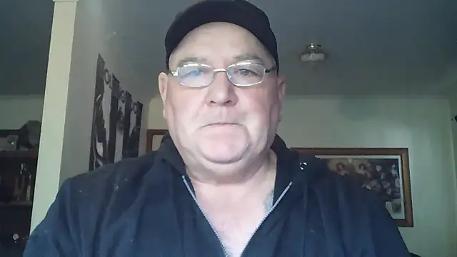 Snapshot of HOTANAL chatting on September 2025 11:26:01 PM HOTANAL online show from September 2025 11:26:01 PM