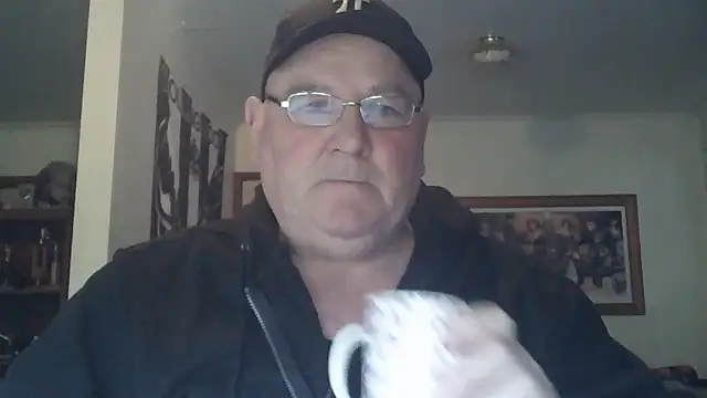 Snapshot of HOTANAL chatting on September 2025 10:12:01 PM HOTANAL online show from September 2025 10:12:01 PM