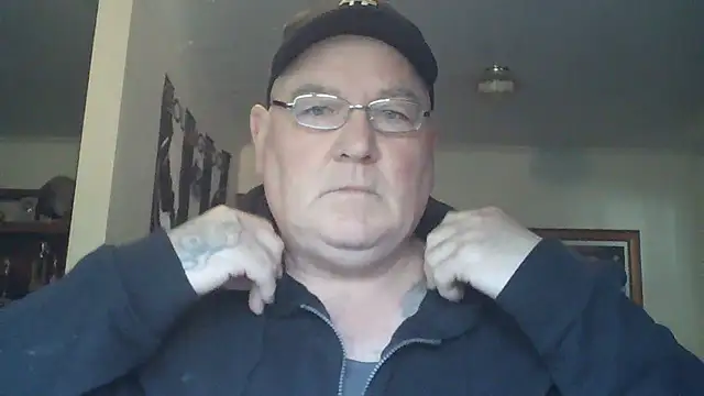 Snapshot of HOTANAL chatting on September 2025 10:23:02 PM HOTANAL online show from September 2025 10:23:02 PM