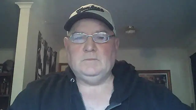 Snapshot of HOTANAL chatting on October 2025 10:18:02 PM HOTANAL online show from October 2025 10:18:02 PM