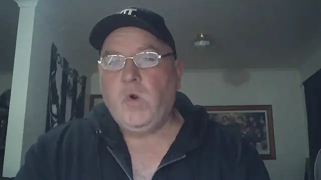 Snapshot of HOTANAL chatting on October 2025 10:10:02 PM HOTANAL online show from October 2025 10:10:02 PM