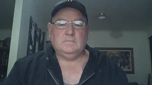 Snapshot of HOTANAL chatting on November 2025 10:12:01 PM HOTANAL online show from November 2025 10:12:01 PM