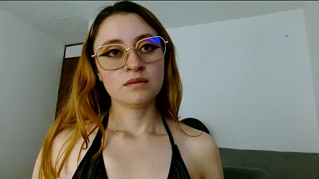 Juls winter  online show from April 2026 07:39:02 PM