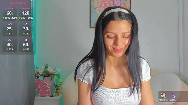 Snapshot of Sarabecker chatting on June 2026 08:14:02 AM Sarabecker online show from June 2026 08:14:02 AM