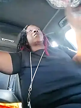 markquanna online show from October 2025 05:35:02 PM