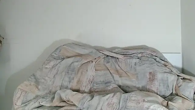 bonbonitaa online show from November 2025 10:24:01 PM