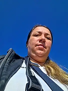 isabella rossse online show from March 2026 02:12:02 PM