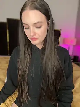 KarissaChantelle online show from December 2024 06:00:02 AM