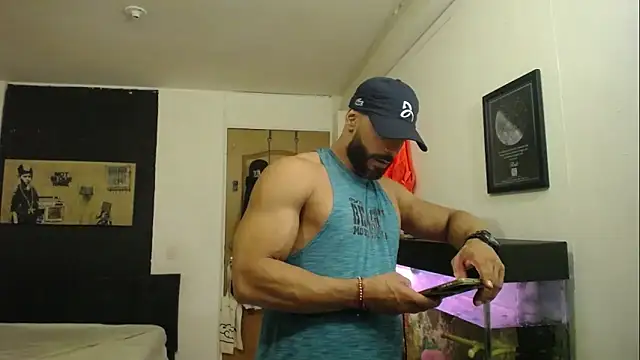 romeolovedark online show from December 2024 11:45:01 PM