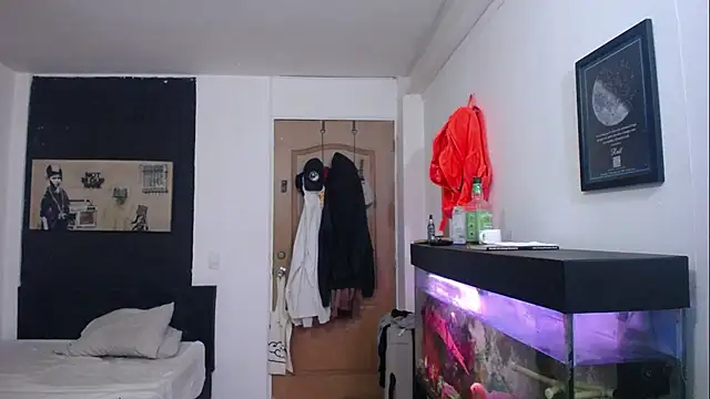 romeolovedark online show from December 2024 01:37:02 AM