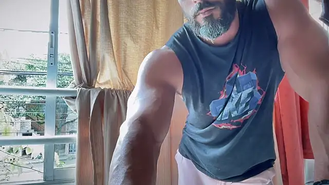 romeolovedark online show from January 2026 06:57:02 PM