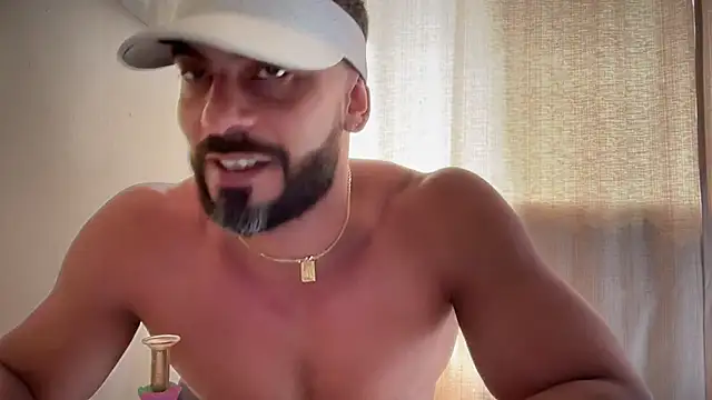 romeolovedark online show from February 2026 04:26:01 PM