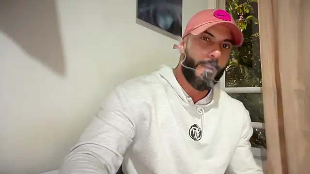 romeolovedark online show from April 2026 02:18:01 AM